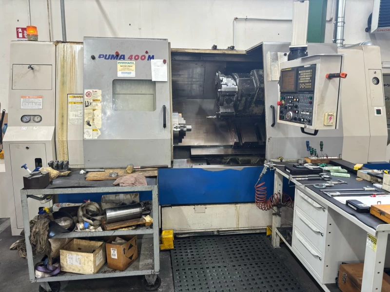 Used Daewoo Puma 400 MB cnc lathe with live tooling