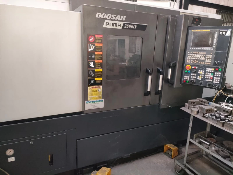 Doosan Puma 2600 LY CNC lathe with Y-axis and live tooling